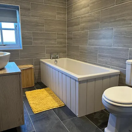 Beudy Howel - A Beautiful Converted Barn Close To The Coast Llansadurnen Exterior photo